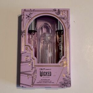 r.e.m. beauty x Wicked rem so popular ph lip oil & fragrance 3 pc set- New